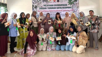 Lima Hari di Kudus, Perajin Batik Tanjabbar Diajak SKK Migas - PetroChina Kuasai Produk Turunan Ecoprint